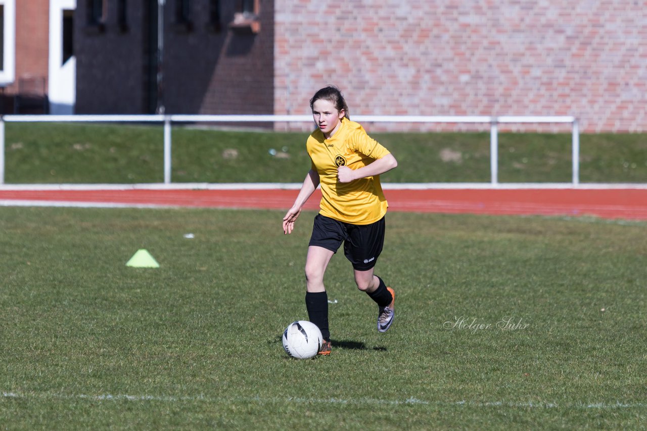 Bild 347 - C-Juniorinnen VfL Oldesloe - Wiker SV : Ergebnis: 0:5